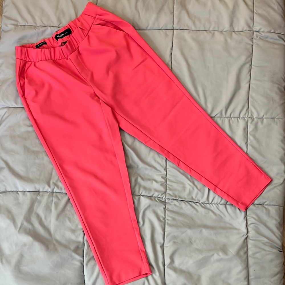 NWOT Torrid Pull-on Relaxed Taper Crop Pants size 00 (10)